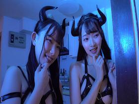 Wサキュバスに寝込みを襲われて、死ぬほどザーメンを吸い取られたボク　サンプル画像12